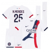 Maillot de football Réplique Paris Saint-Germain Nuno Mendes #25 Extérieur Enfant 2025-26 Manche Courte (+ Pantalon court)