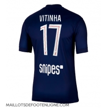 Maillot de football Réplique Paris Saint-Germain Vitinha #17 Domicile 2025-26 Manche Courte