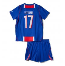 Maillot de football Réplique Paris Saint-Germain Vitinha #17 Domicile Enfant 2026-27 Manche Courte (+ Pantalon court)
