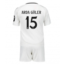 Maillot de football Réplique Real Madrid Arda Guler #15 Domicile Enfant 2024-25 Manche Courte (+ Pantalon court)