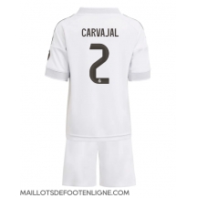 Maillot de football Réplique Real Madrid Daniel Carvajal #2 Domicile Enfant 2025-26 Manche Courte (+ Pantalon court)