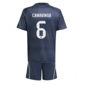 Maillot de football Réplique Real Madrid Eduardo Camavinga #6 Extérieur Enfant 2025-26 Manche Courte (+ Pantalon court)