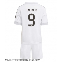 Maillot de football Réplique Real Madrid Endrick #9 Domicile Enfant 2025-26 Manche Courte (+ Pantalon court)