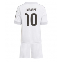 Maillot de football Réplique Real Madrid Kylian Mbappe #10 Domicile Enfant 2025-26 Manche Courte (+ Pantalon court)