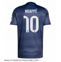 Maillot de football Réplique Real Madrid Kylian Mbappe #10 Extérieur 2025-26 Manche Courte