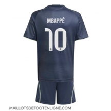 Maillot de football Réplique Real Madrid Kylian Mbappe #10 Extérieur Enfant 2025-26 Manche Courte (+ Pantalon court)