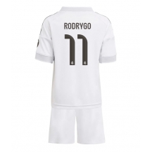 Maillot de football Réplique Real Madrid Rodrygo Goes #11 Domicile Enfant 2025-26 Manche Courte (+ Pantalon court)