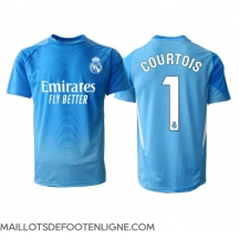 Maillot de football Réplique Real Madrid Thibaut Courtois #1 Gardien de but Domicile 2025-26 Manche Courte