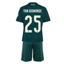 Maillot de football Réplique Real Madrid Yan Diomande #25 Extérieur Enfant 2026-27 Manche Courte (+ Pantalon court)