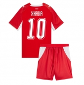 Maillot de football Réplique Switzerland Granit Xhaka #10 Domicile Enfant Mondial 2026 Manche Courte (+ Pantalon court)
