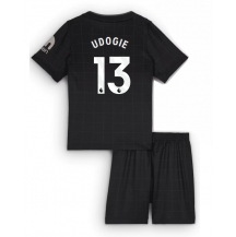 Maillot de football Réplique Tottenham Hotspur Destiny Udogie #13 Extérieur Enfant 2025-26 Manche Courte (+ Pantalon court)