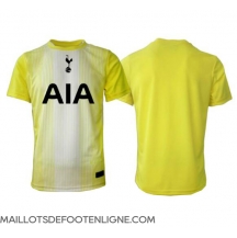 Maillot de football Réplique Tottenham Hotspur Gardien de but Troisième 2025-26 Manche Courte