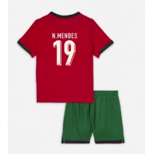 Maillot de football Réplique le Portugal Nuno Mendes #19 Domicile Enfant Europe 2024 Manche Courte (+ Pantalon court)